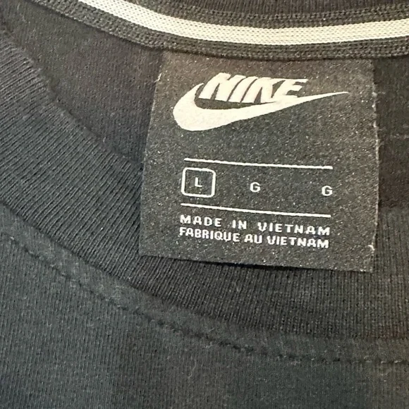 Nike Women’s Bodycon Essential Dress - Size Large - BLACK - good condition - Picture 9 of 13